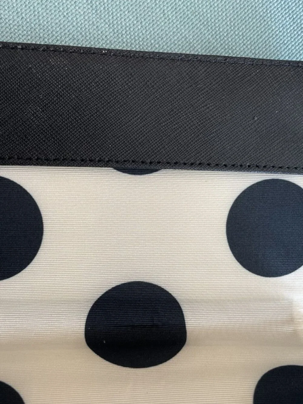 Kate Spade New York passport cover black 